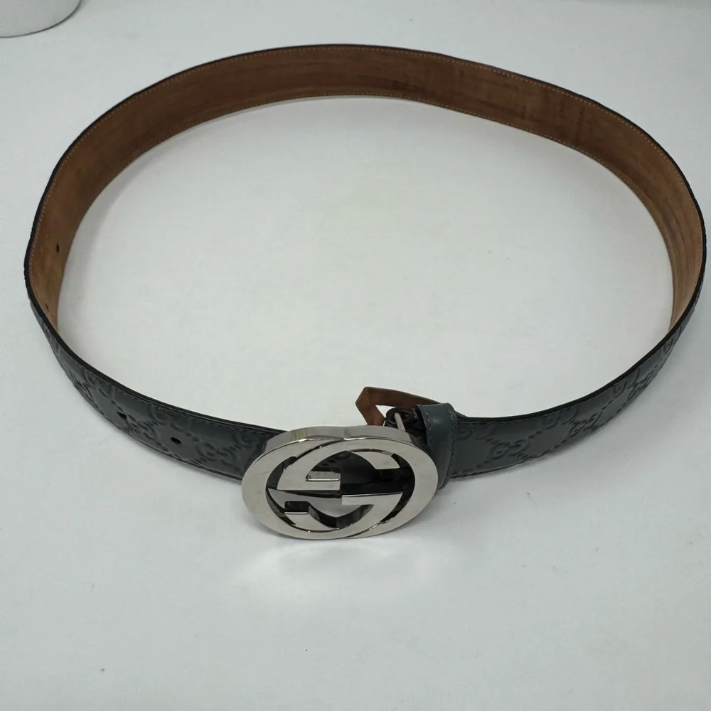 💯Authentic Gucci Grey Leather & Silver Interlocking GG Belt -size 85 - Picture 3 of 4
